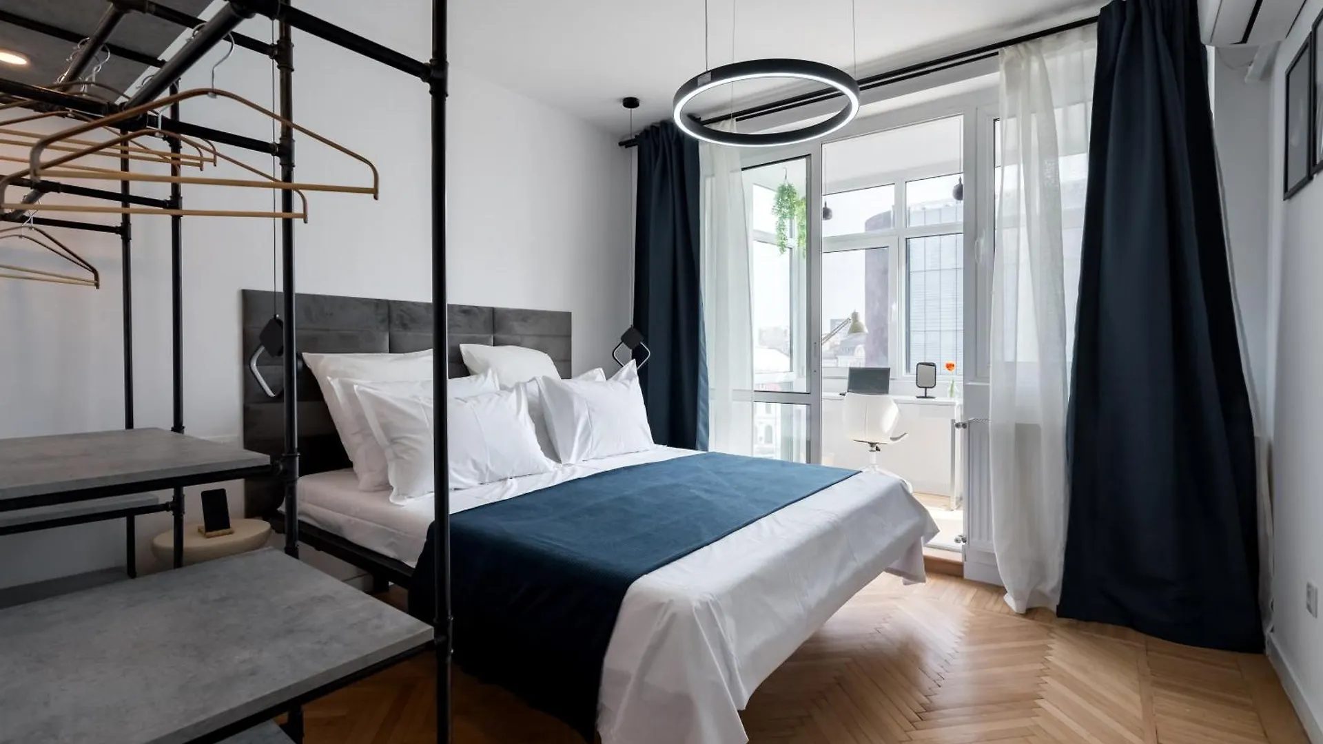 Central Aesthetic Apartment Bucharest
