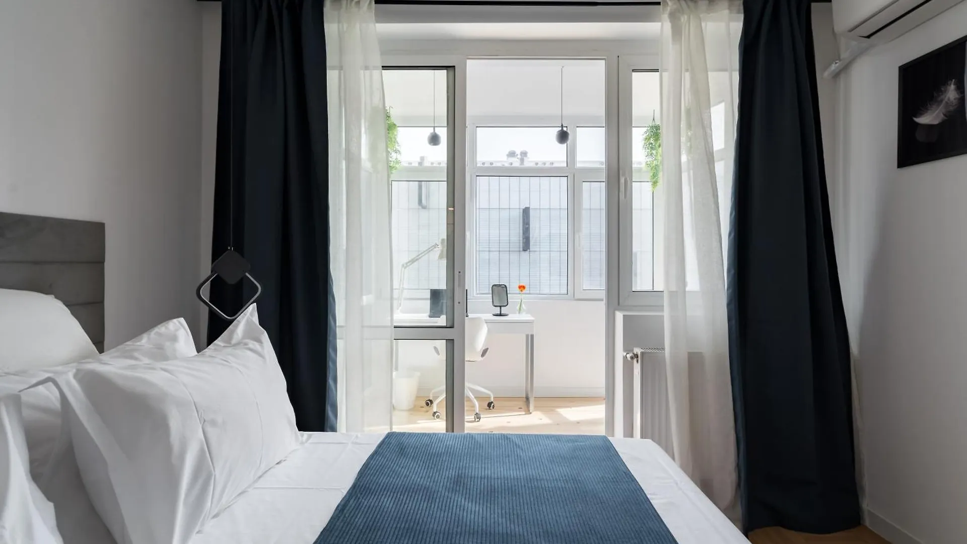 Central Aesthetic Apartment Bucharest Romania