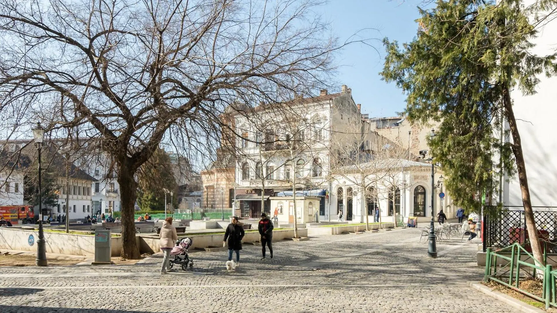 Central Aesthetic Apartment Bucharest Romania